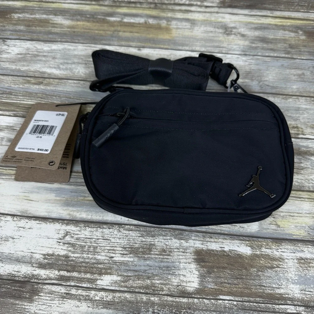 Nike Jordan Alpha Camera Bag Small Crossbody Jumpman Purse WA0870-023 Black NWT